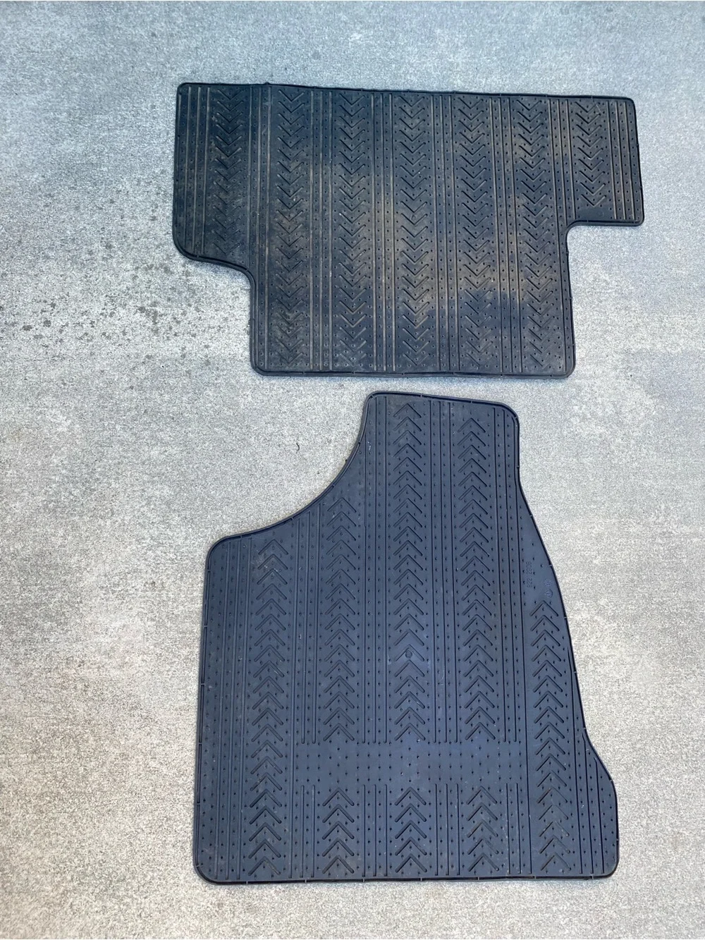 OEM Dodge All-Weather Rubber Floor Mats Set (3-Piece, Black)